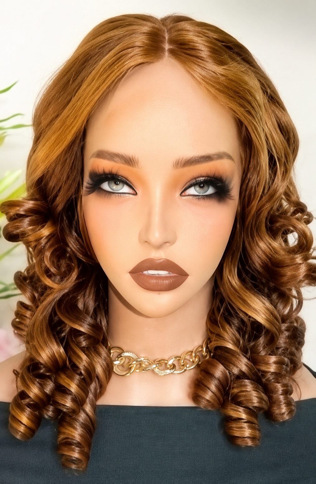 HH006, P4/30 Curly Bob Wig – 20 Inches | 100% Human Hair